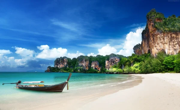 🛕 رحلة تايلاند – بانكوك وبوكيت بين المدن الصاخبة والجزر الهادئة 🏖️